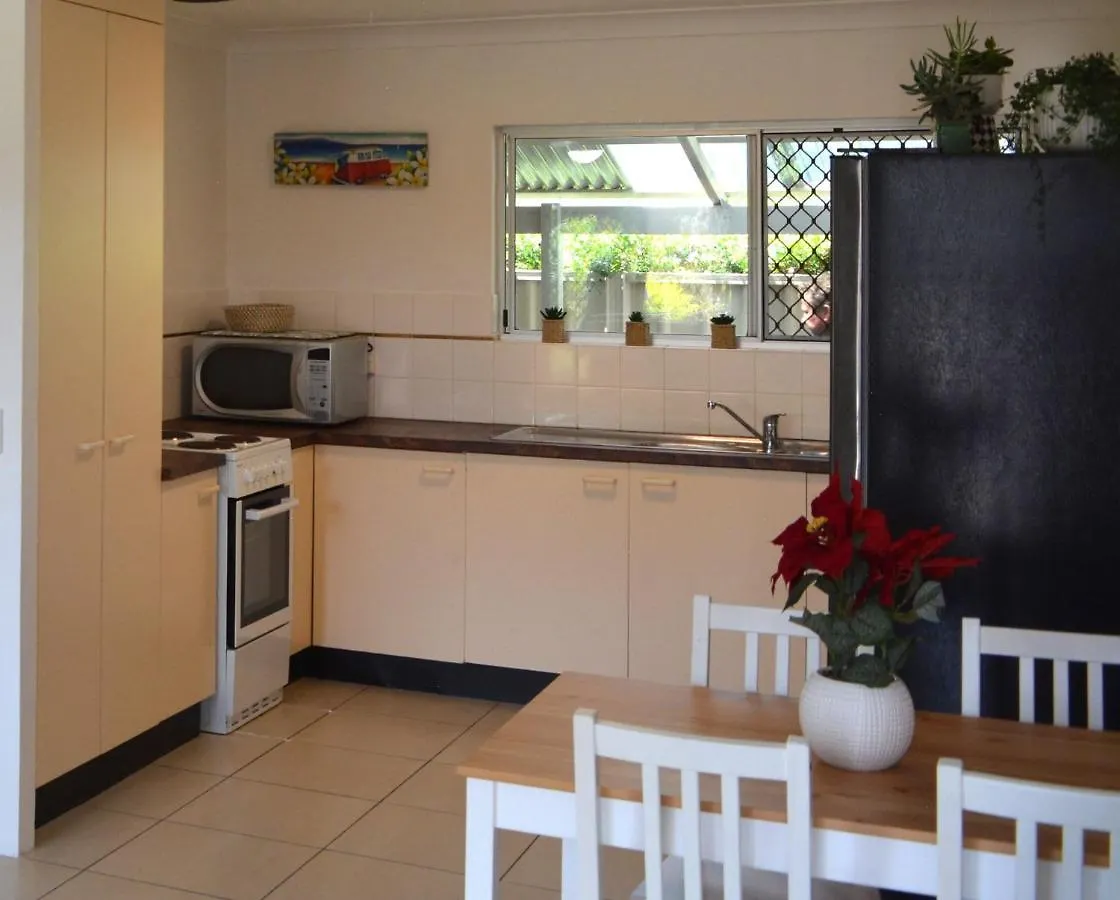 Alice Street 1, Unit 1, Currimundi Villa Kawana Waters 0*,  Australia